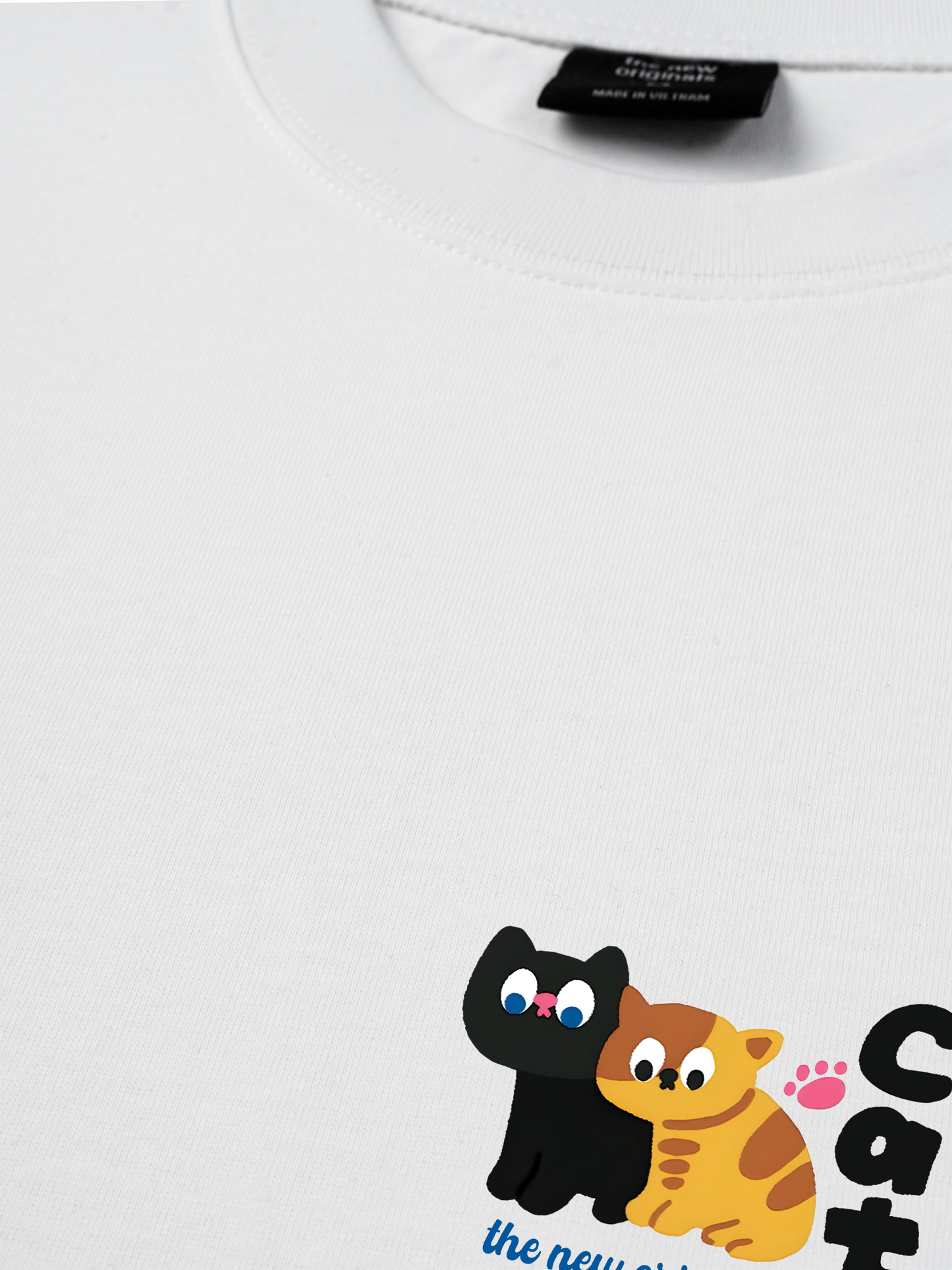 Áo Thun Relaxed Fit Side By Meow