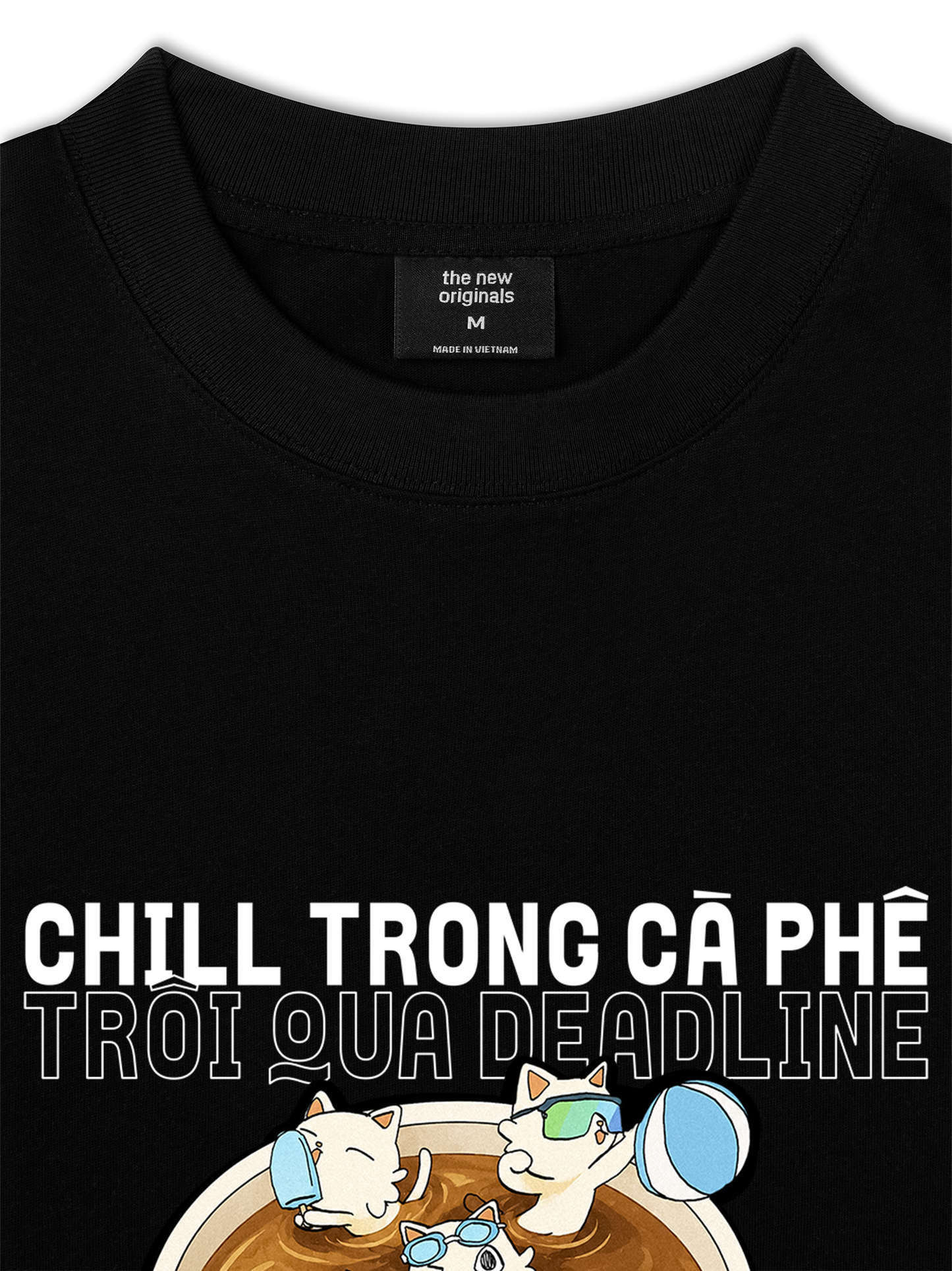 Áo Thun Relaxed Fit Hội Mèo Chill trong Cà Phê