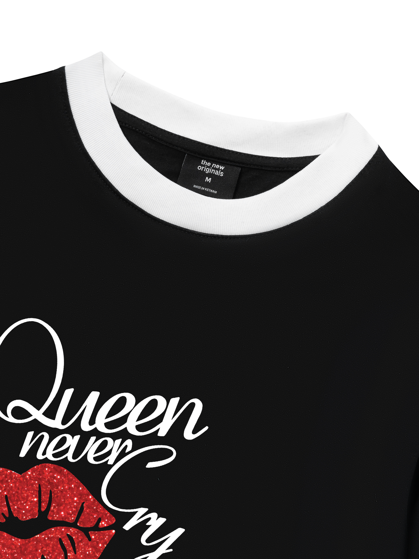 Áo Thun Ringer Relaxed Fit Queen never cry