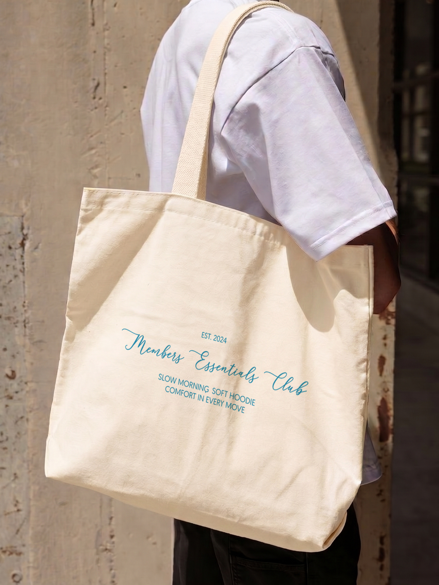 Túi Tote Member Essentials Club