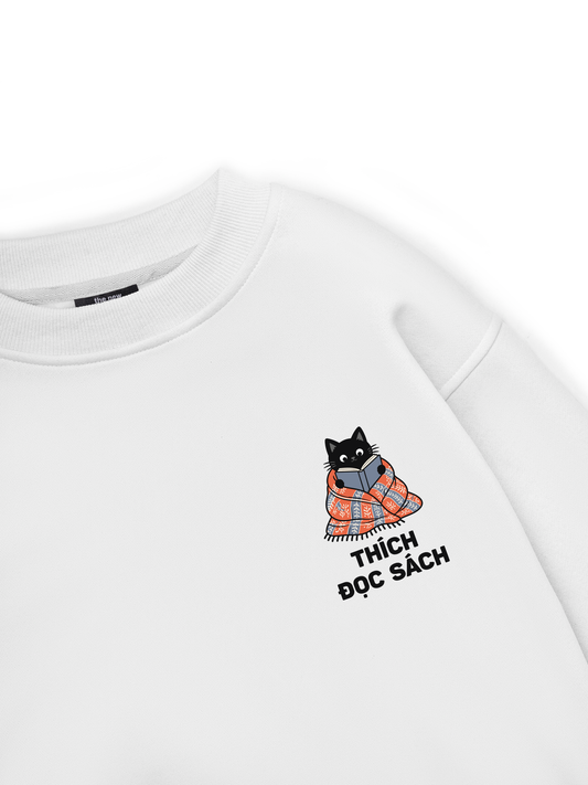Thích Đọc Sách-Mèo Đen Sweater
