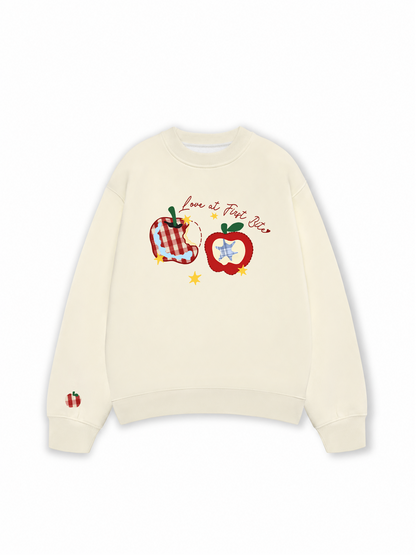 Áo Sweater Nỉ Hai Da Daily Cuties Love at First Bite