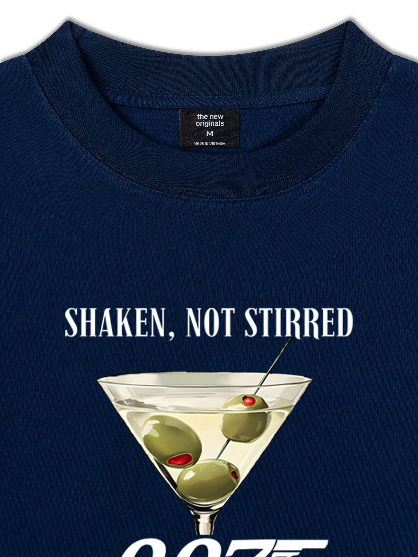 Áo Thun Relaxed Fit  Shaken, not Stirred