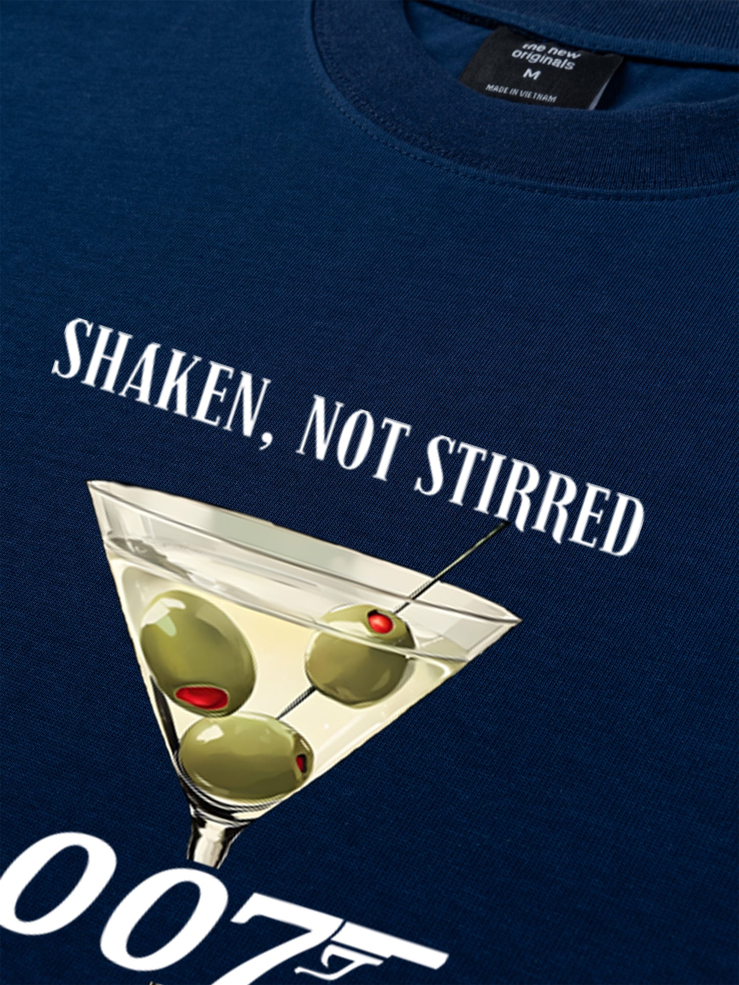 Áo Thun Relaxed Fit  Shaken, not Stirred