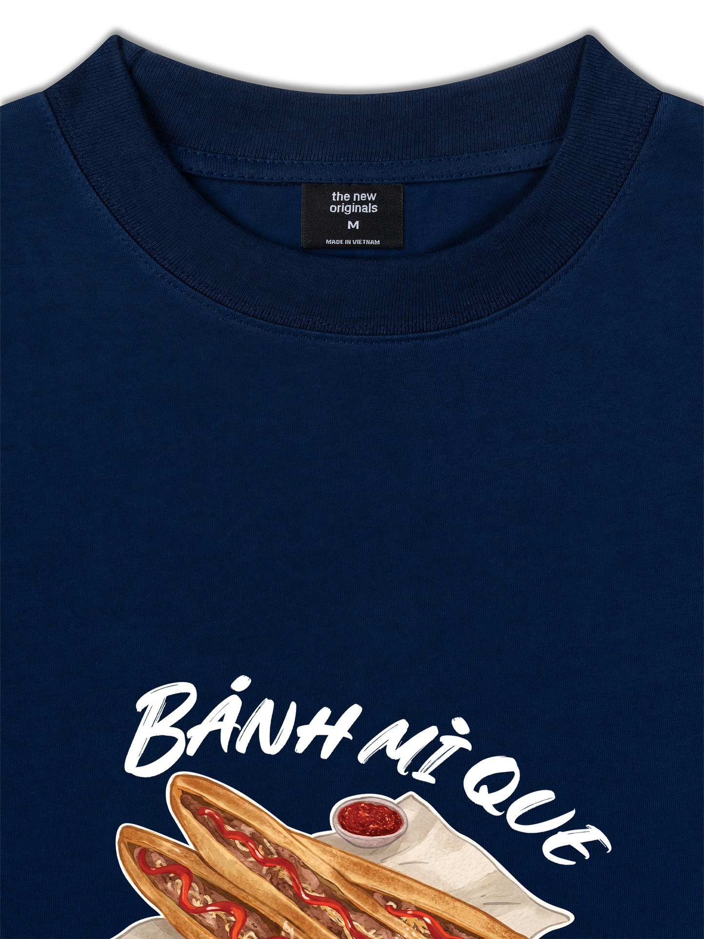 Áo Thun Relaxed Fit Bánh Mì Que Chấm Chí Chương