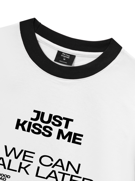 Áo Thun Ringer Relaxed Fit Life Vibe Just Kiss Me