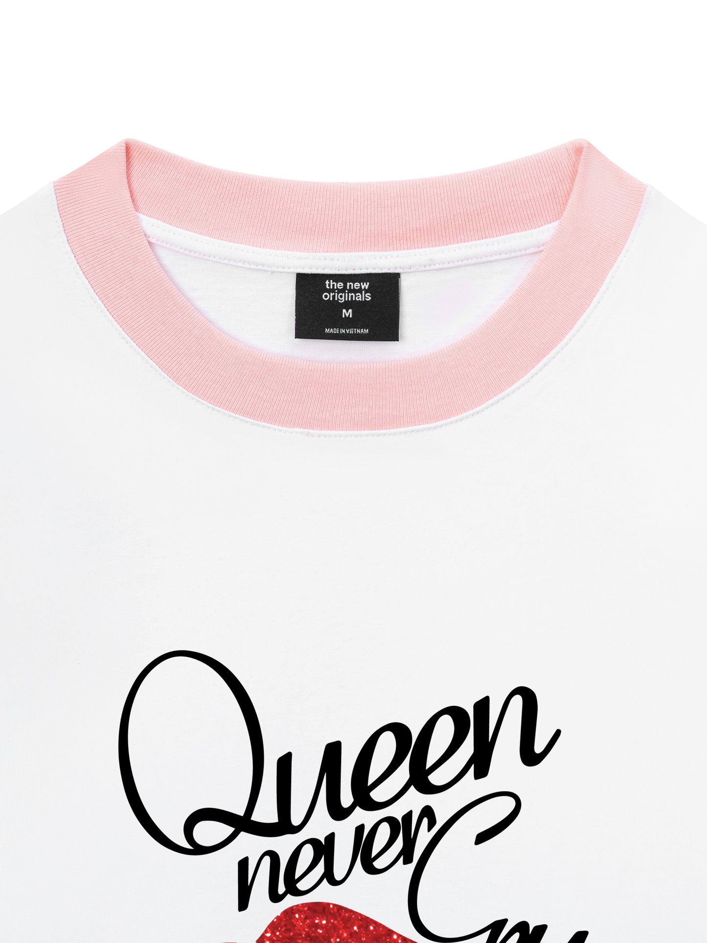 Áo Thun Ringer Relaxed Fit Queen never cry