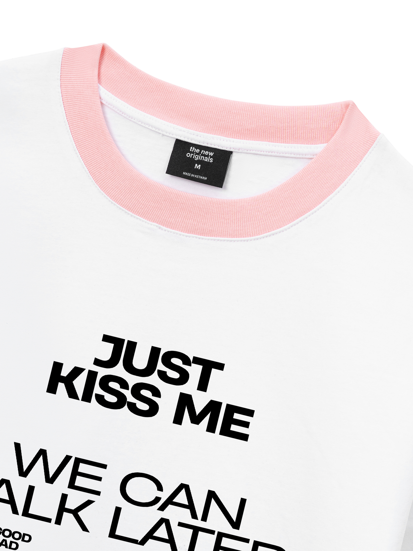 Áo Thun Ringer Relaxed Fit Life Vibe Just Kiss Me