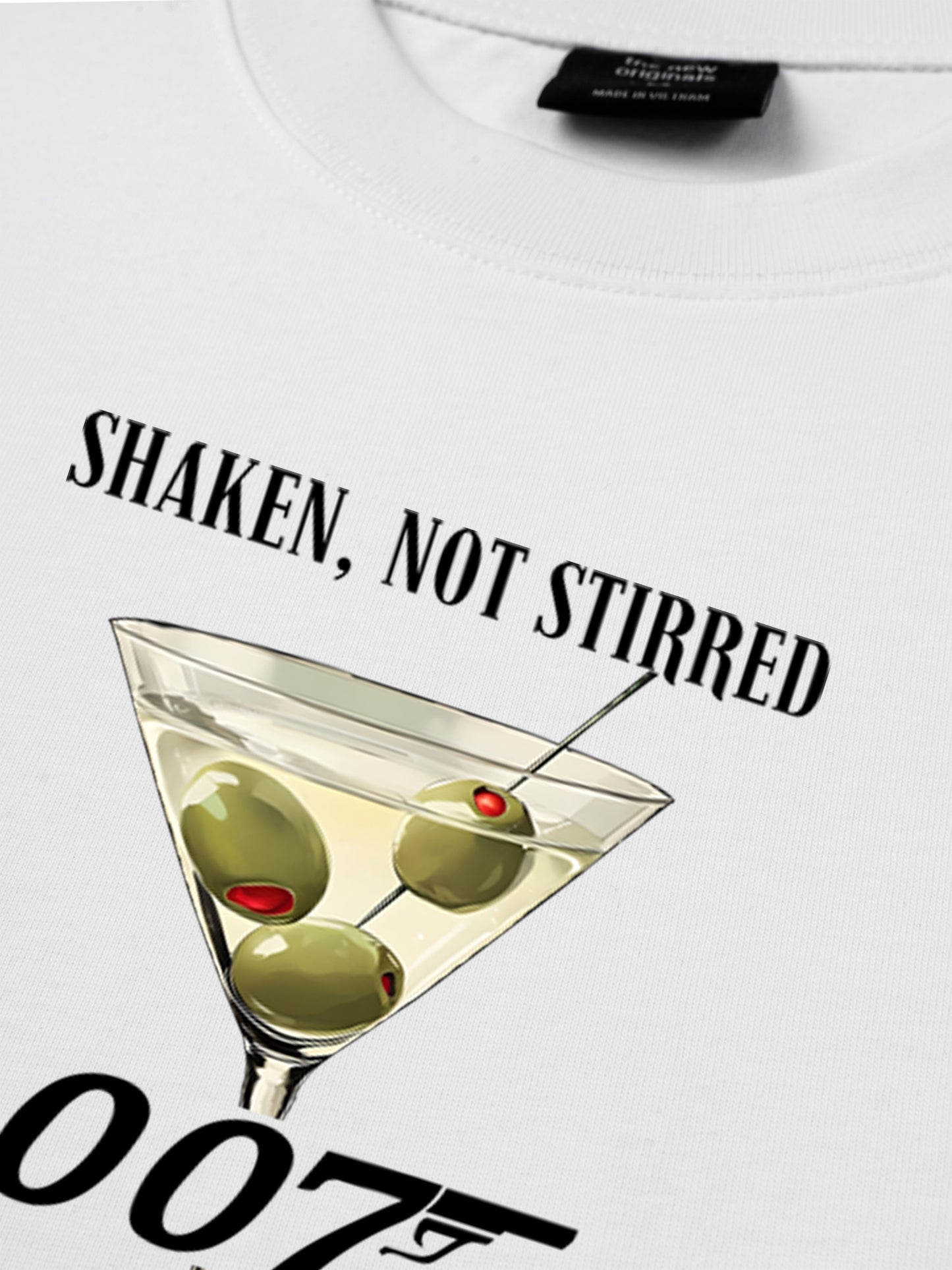 Áo Thun Relaxed Fit  Shaken, not Stirred