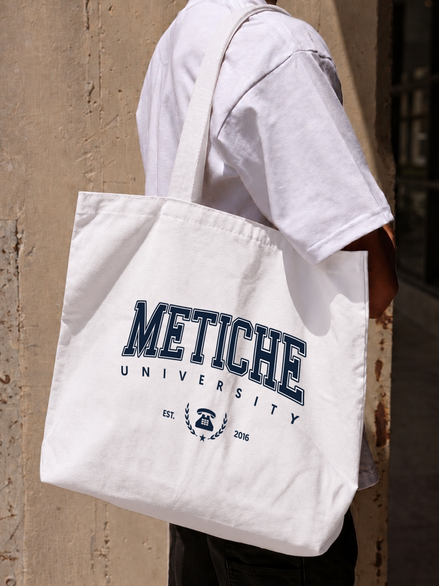 Túi Tote Metiche University