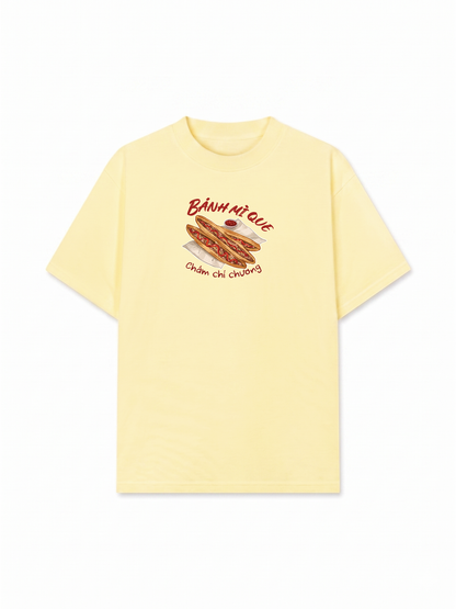 Áo Thun Relaxed Fit Bánh Mì Que Chấm Chí Chương