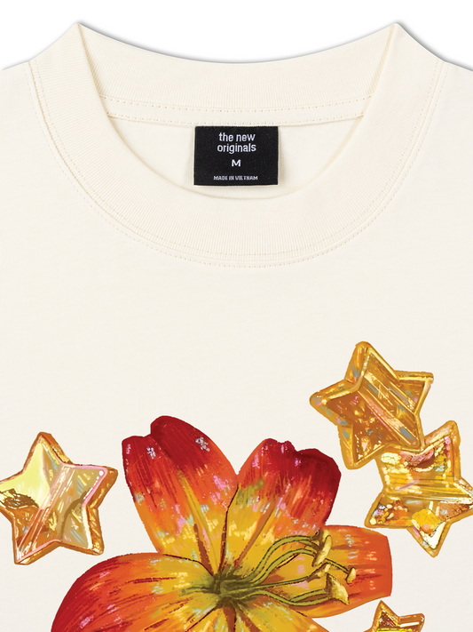 Áo Thun Relaxed Fit Blooming in the Stars