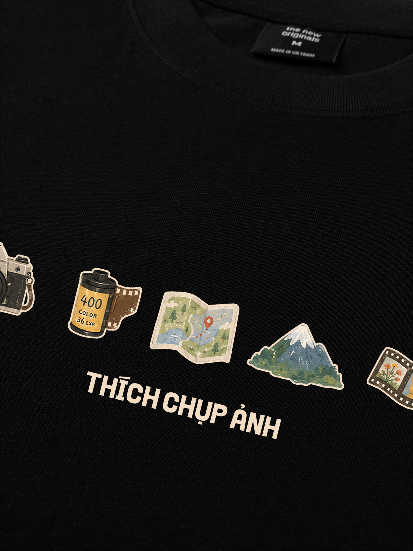 Áo Thun Relaxed Fit Thích Chụp Ảnh