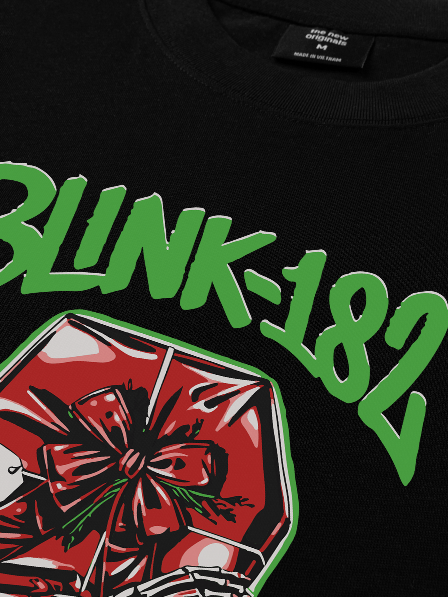 Áo Thun Relaxed Fit Blink 182 Not Another Christmas Song