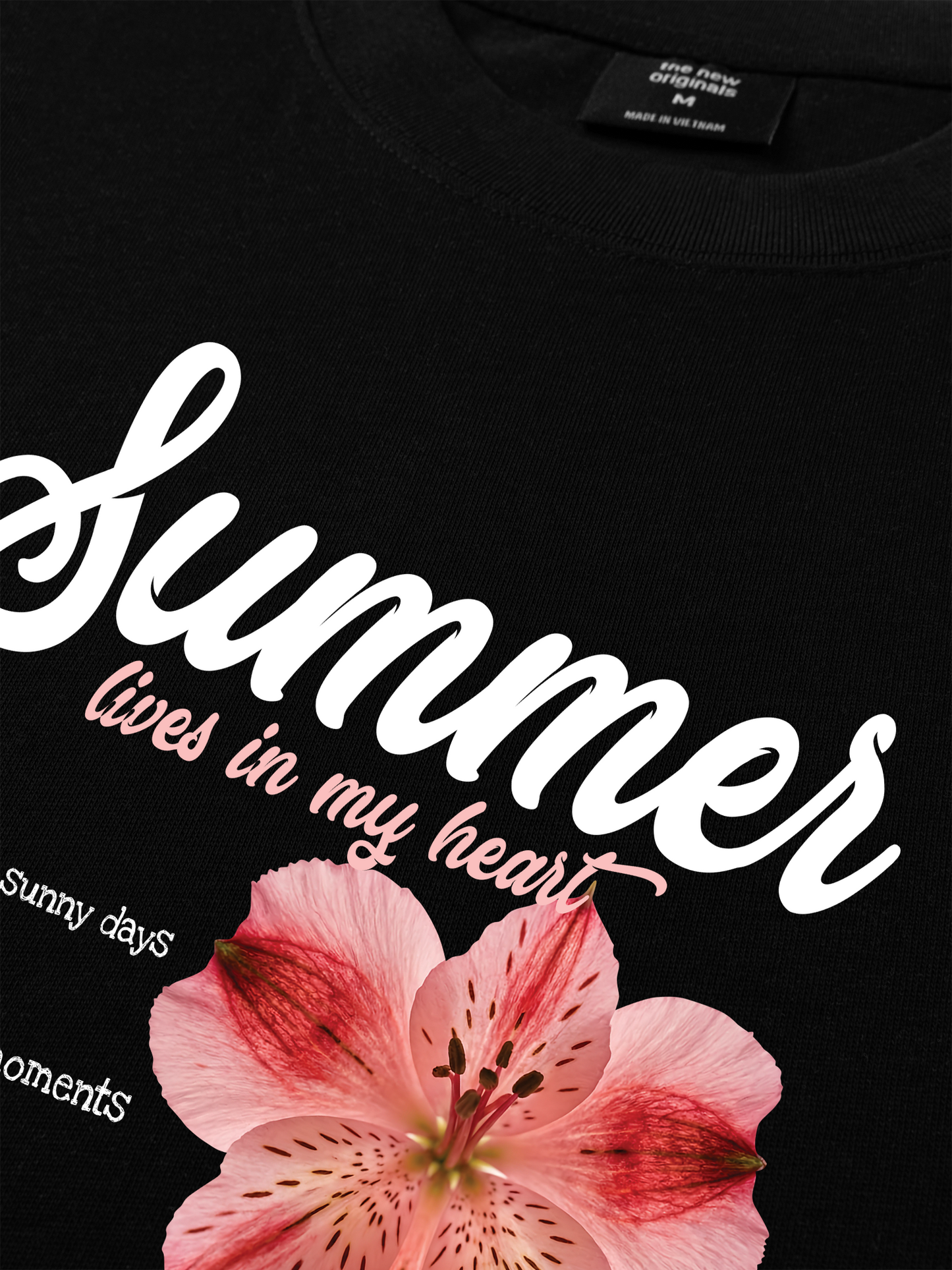 Áo Thun Relaxed Fit Summer Lives In My Heart