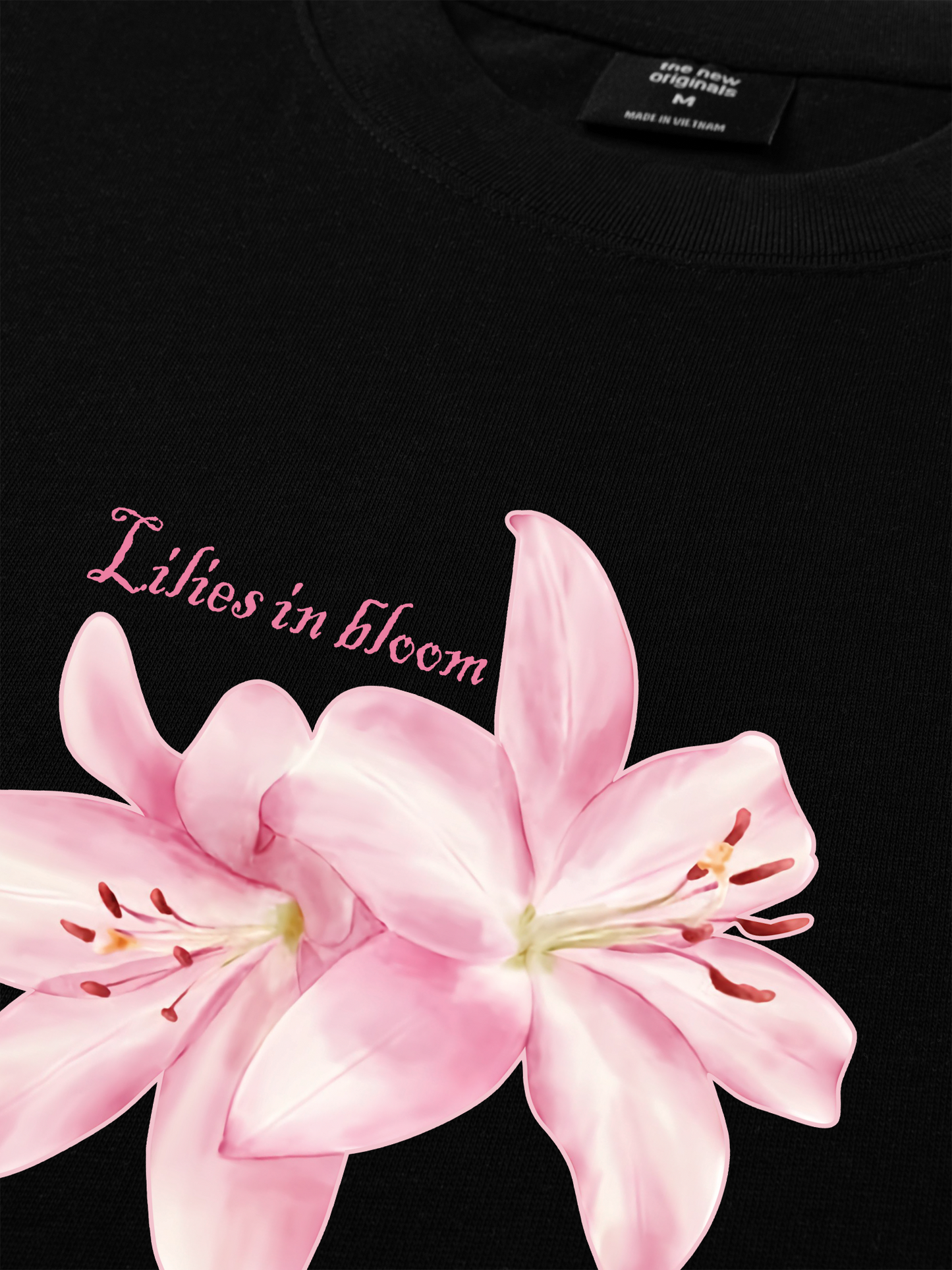 Áo Thun Relaxed Fit Lilies in Bloom