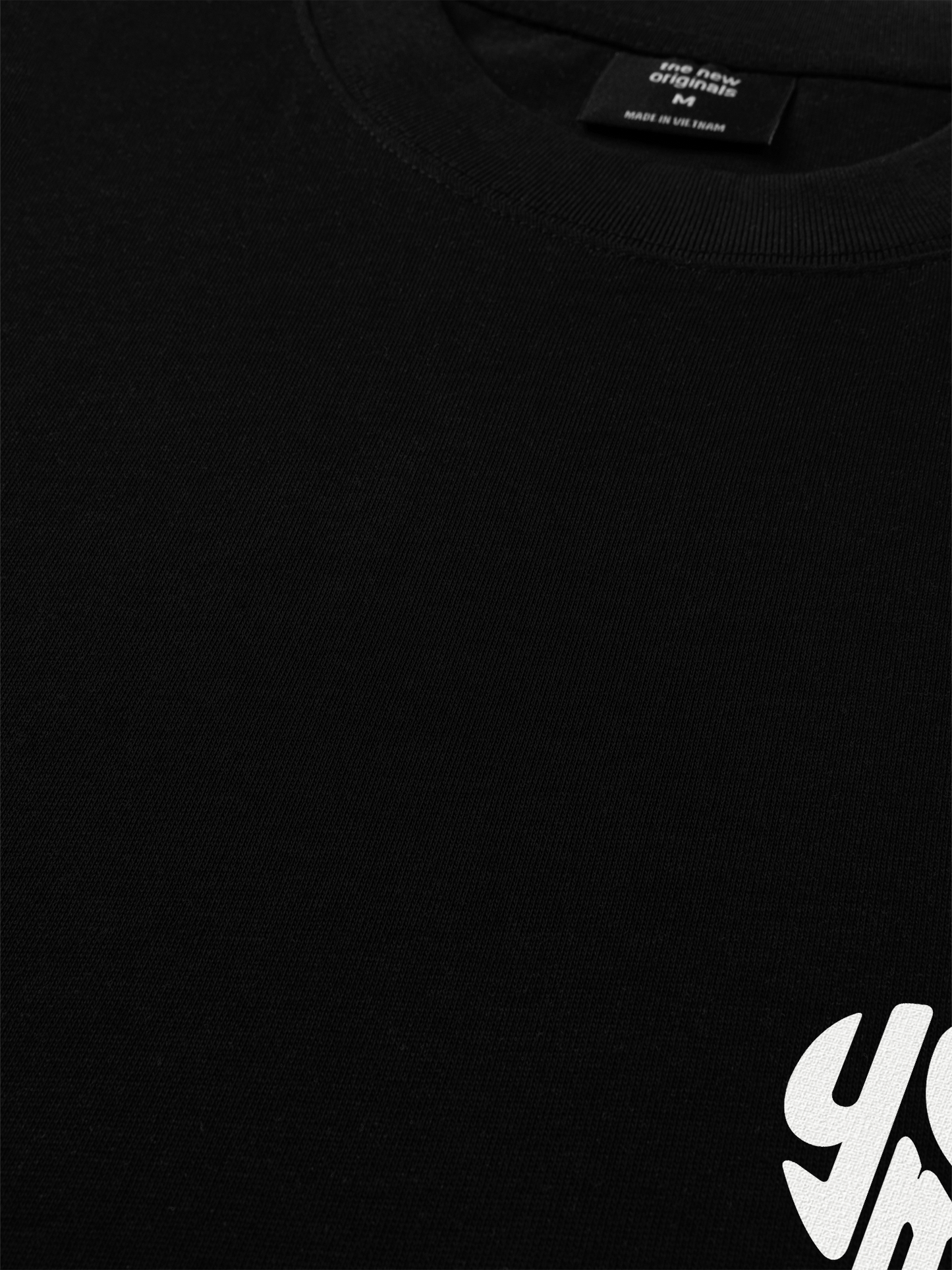 Áo Thun Relaxed Fit All You Need Is Love