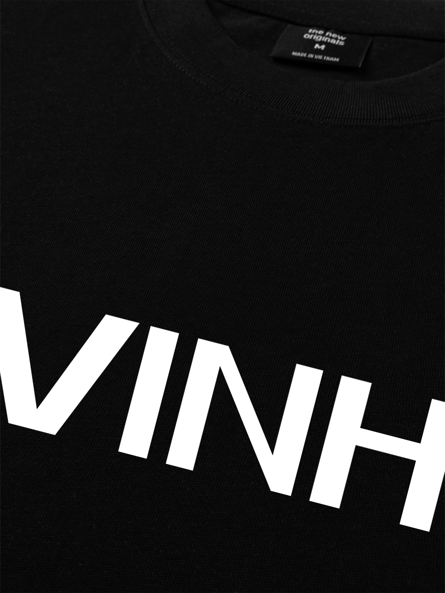 Áo Thun Relaxed Fit Vinh