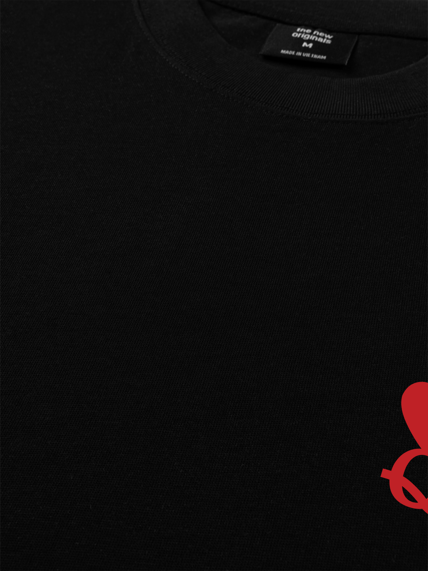 Áo Thun Relaxed Fit Queen Heart