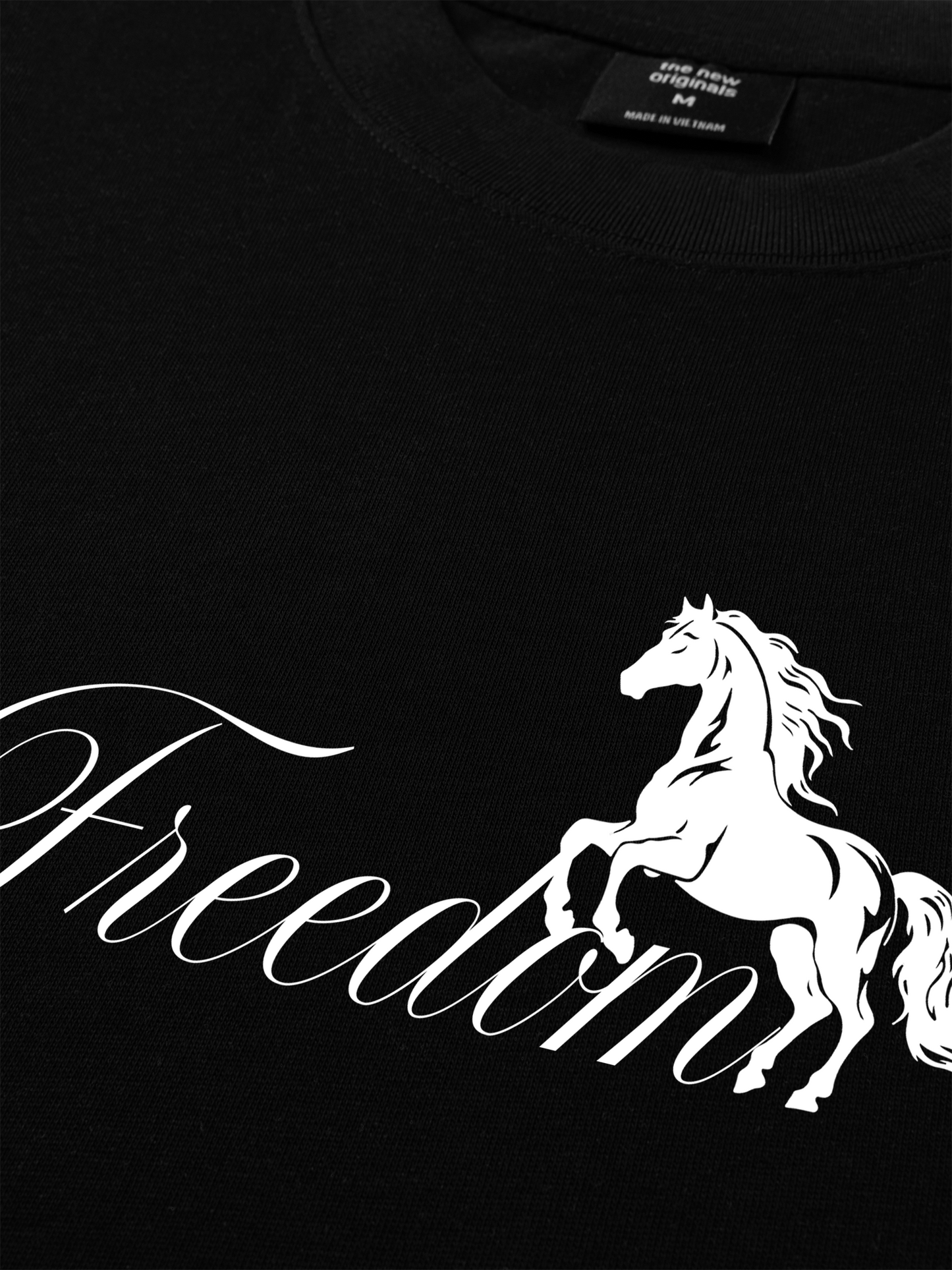 Áo Thun Relaxed Fit Old Money Freedom