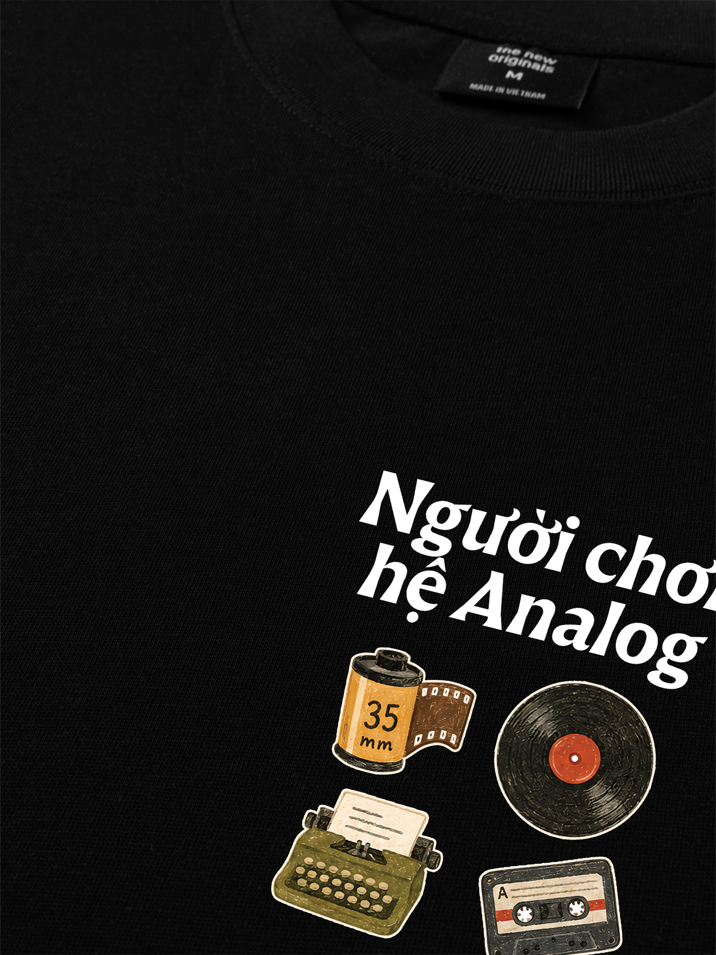 Áo Thun Relaxed Fit Người Chơi Hệ Analog