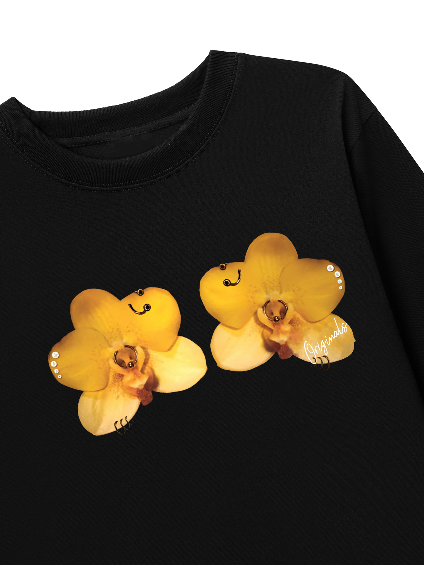 Áo Thun Dài Tay Flower Piercing Art