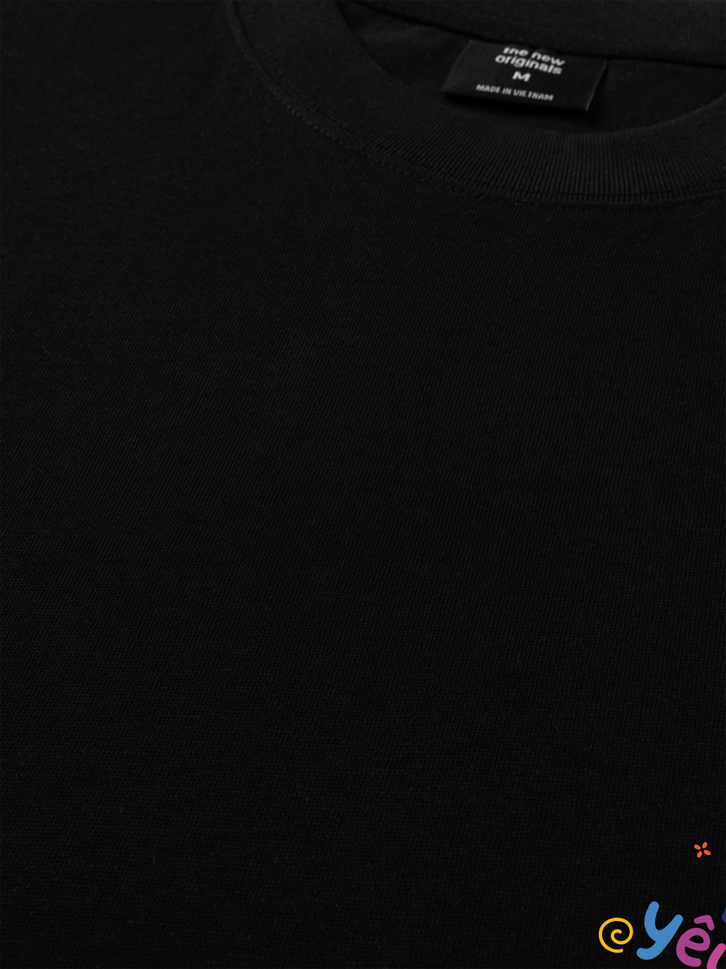 Áo Thun Relaxed Fit Bận Yêu Nước