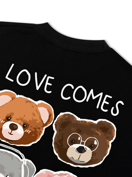 Áo Thun Relaxed Fit Love Comes In Many Colors