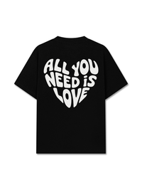 Áo Thun Relaxed Fit All You Need Is Love