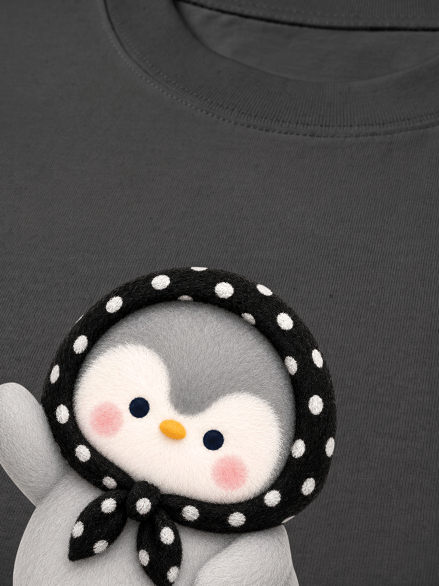 Áo Thun Relaxed Fit Happy Penguin
