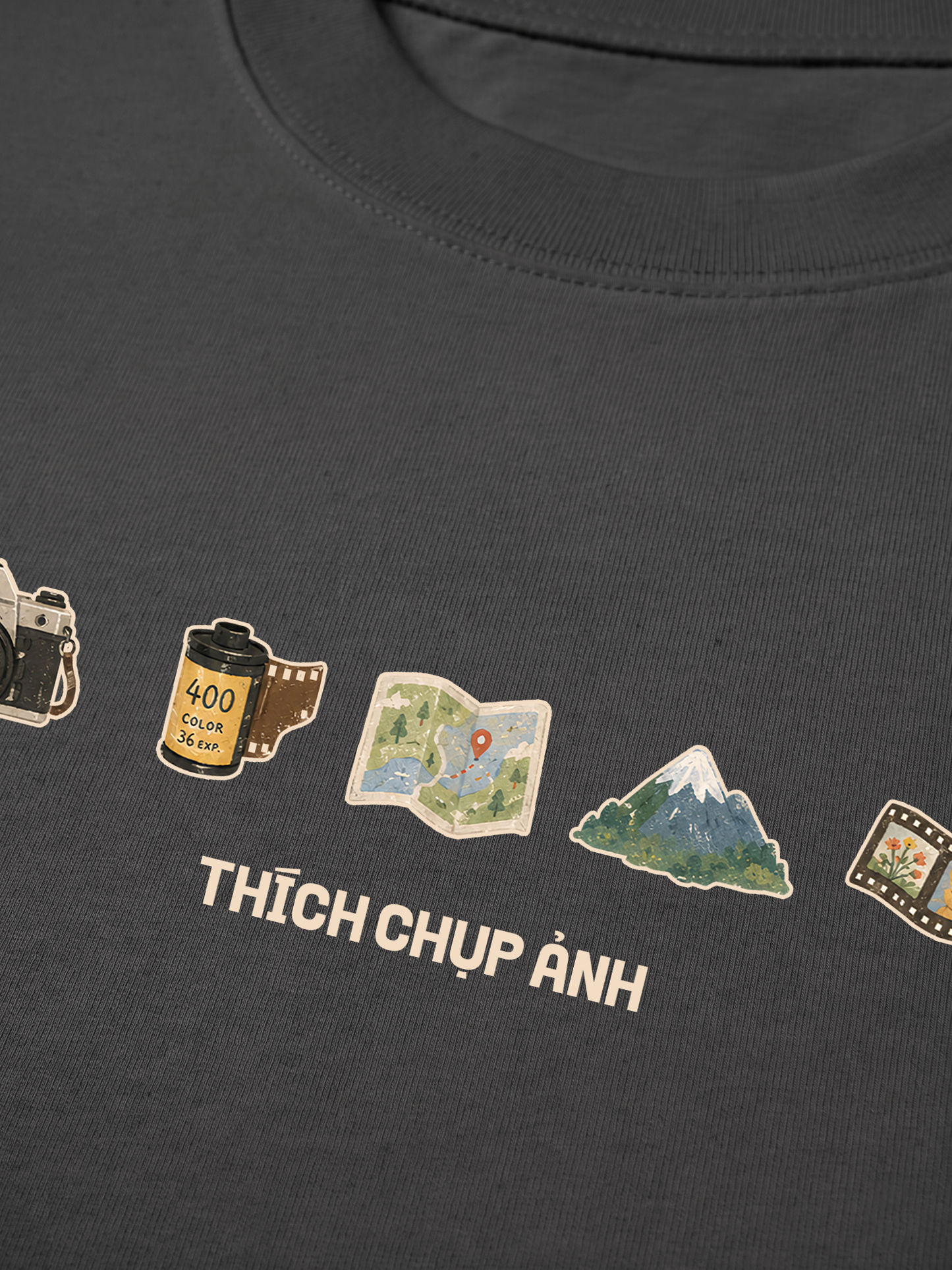 Áo Thun Relaxed Fit Thích Chụp Ảnh