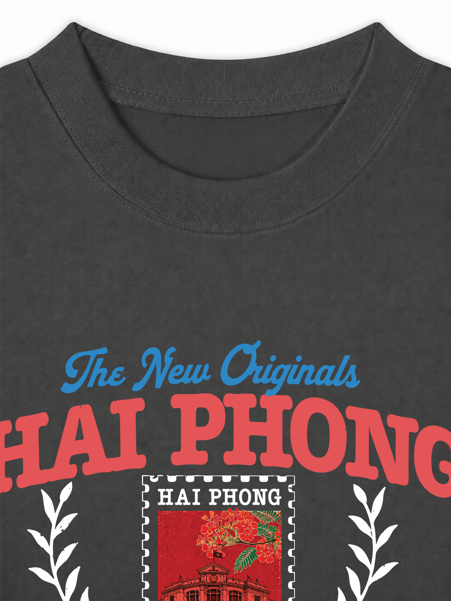 Áo Thun Relaxed Fit Thành Phố Hoa Phượng Đỏ
