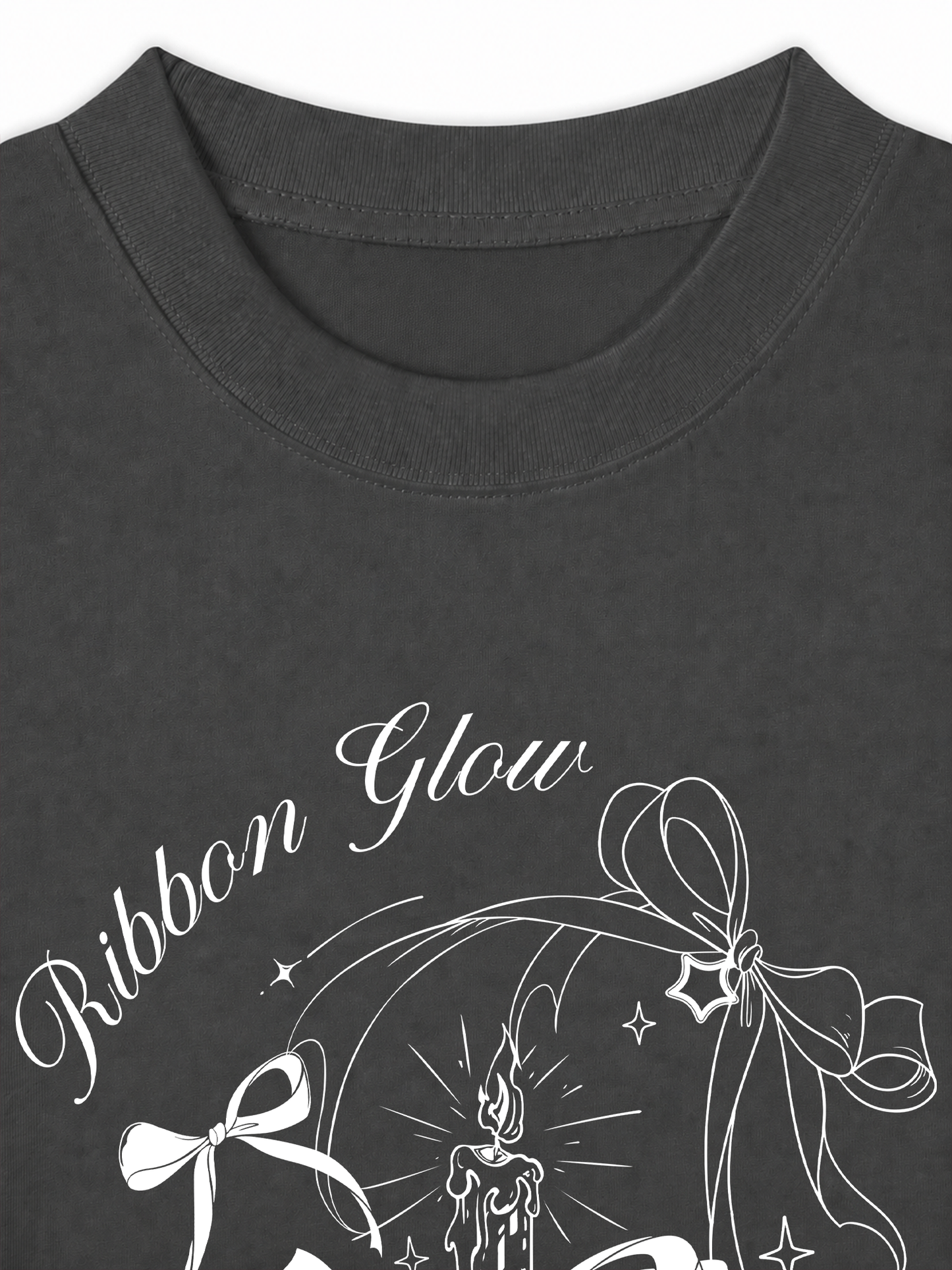 Áo Thun Relaxed Fit Ribbon Glow