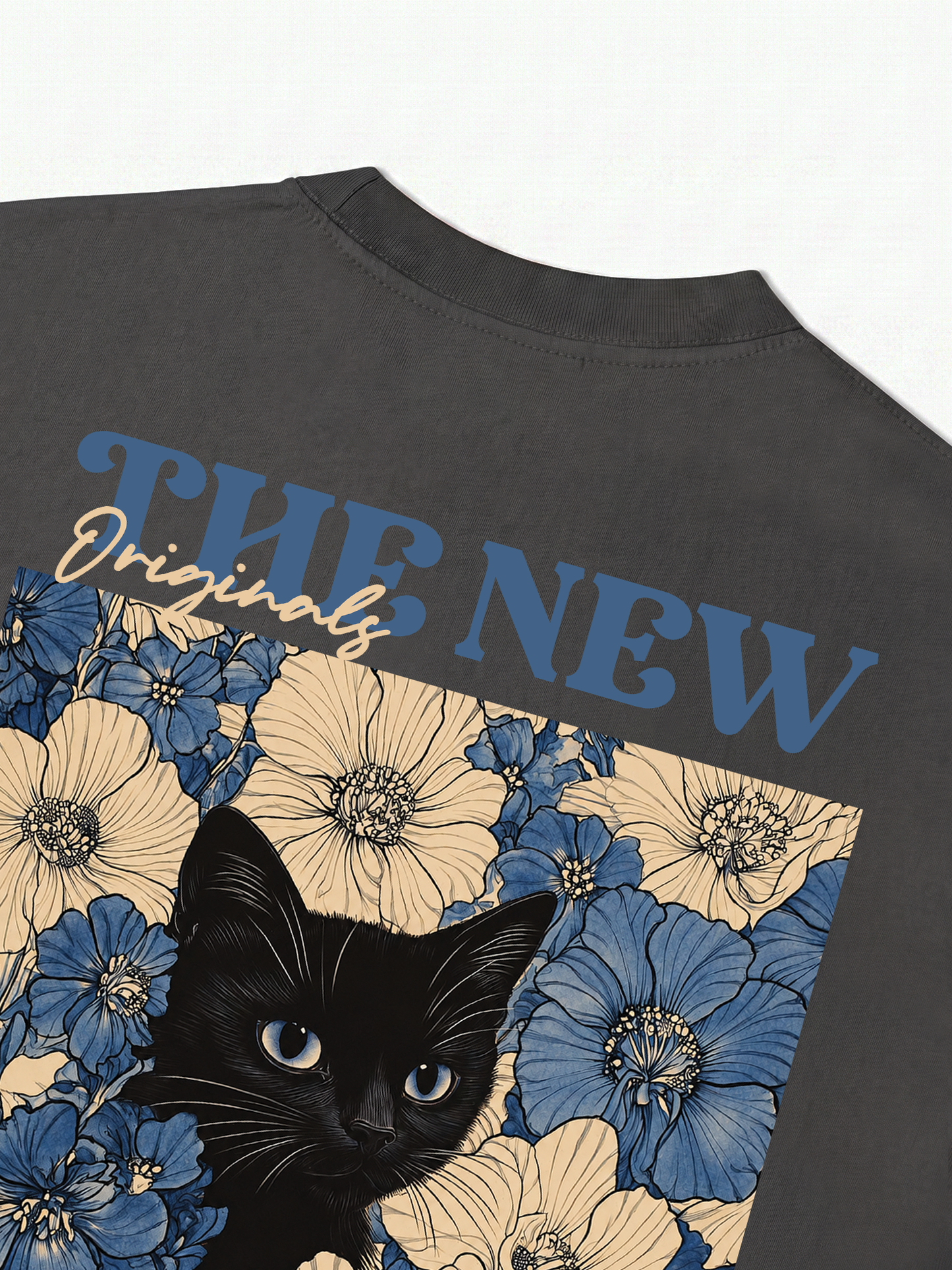 Áo Thun Relaxed Fit Blue Flower Cat