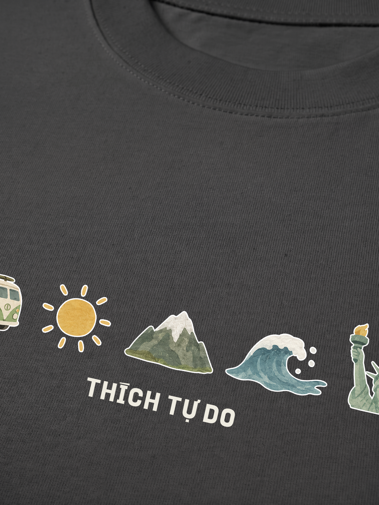 Áo Thun Relaxed Fit Thích Tự Do