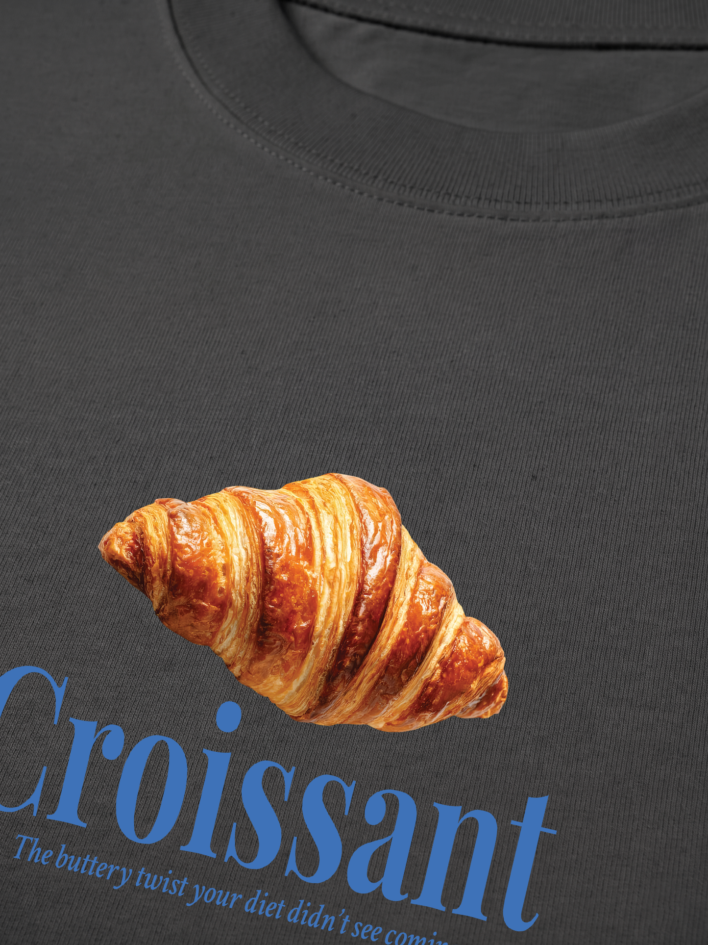 Áo Thun Relaxed Fit Croissant Quote