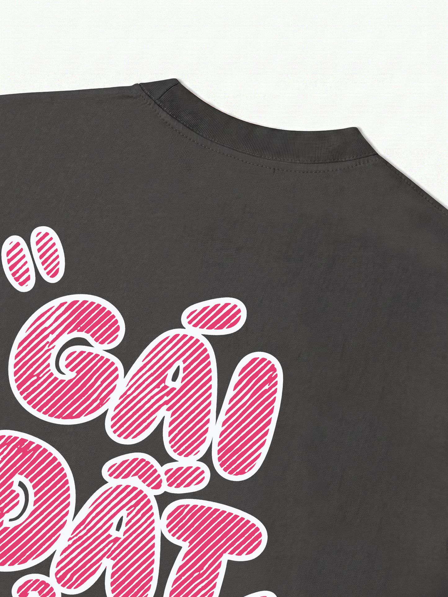 Áo Thun Relaxed Fit Gái Đất Cảng