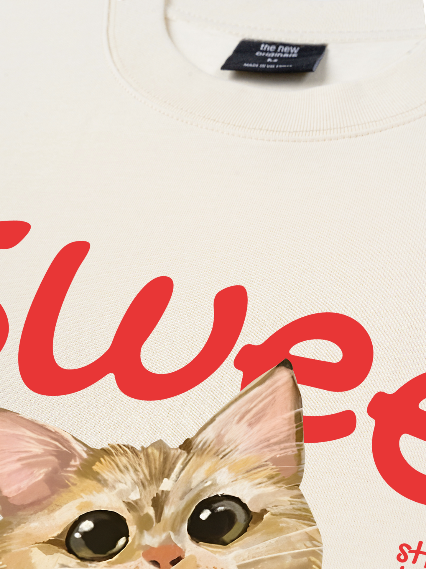 Áo Thun Relaxed Fit Animal Mood Strawberry Bread Cat