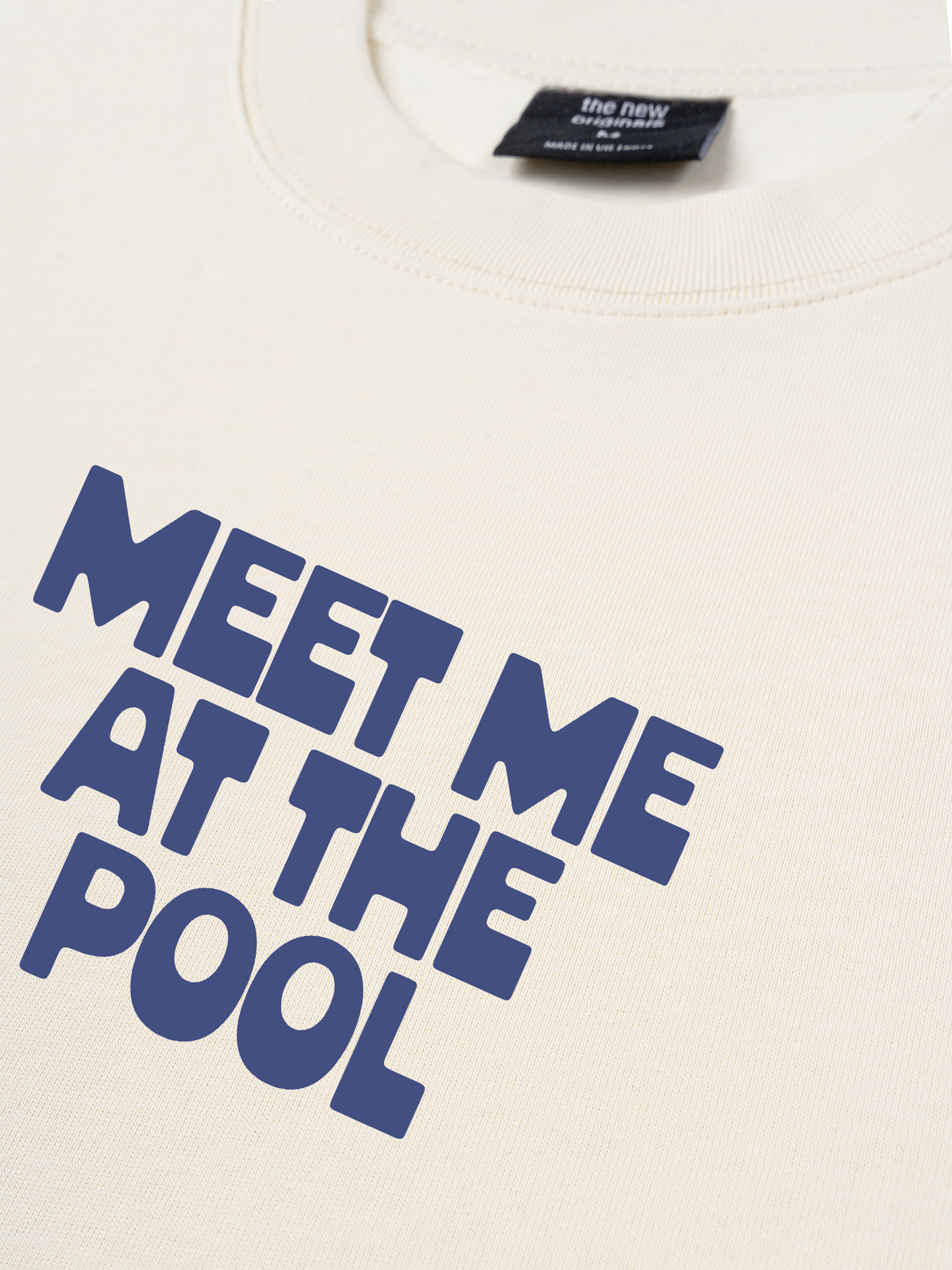 Áo Thun Relaxed Fit Meet Me At The Pool