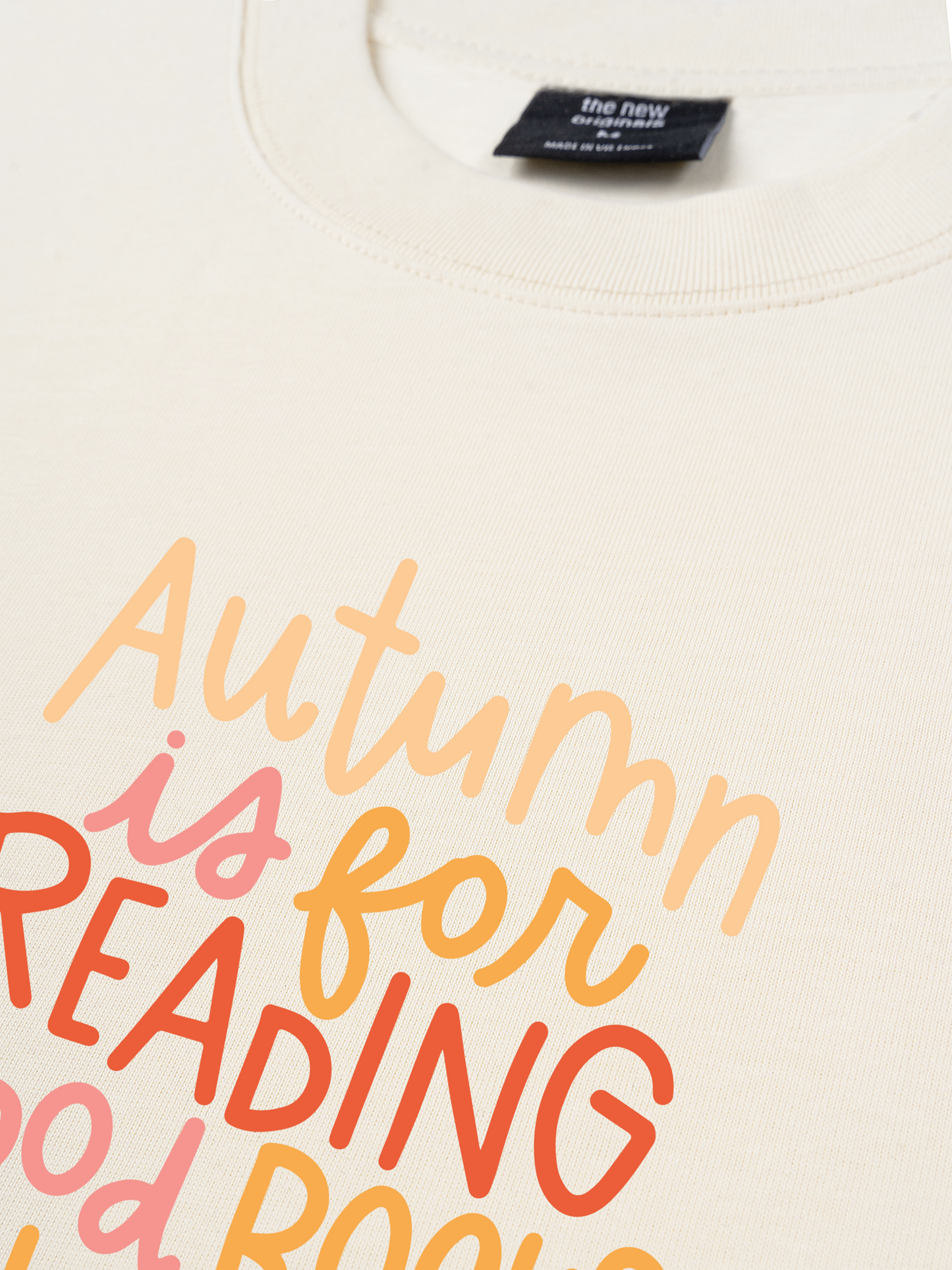Áo Thun Relaxed Fit Autumn Vibes Autumn is For Reading Good Books
