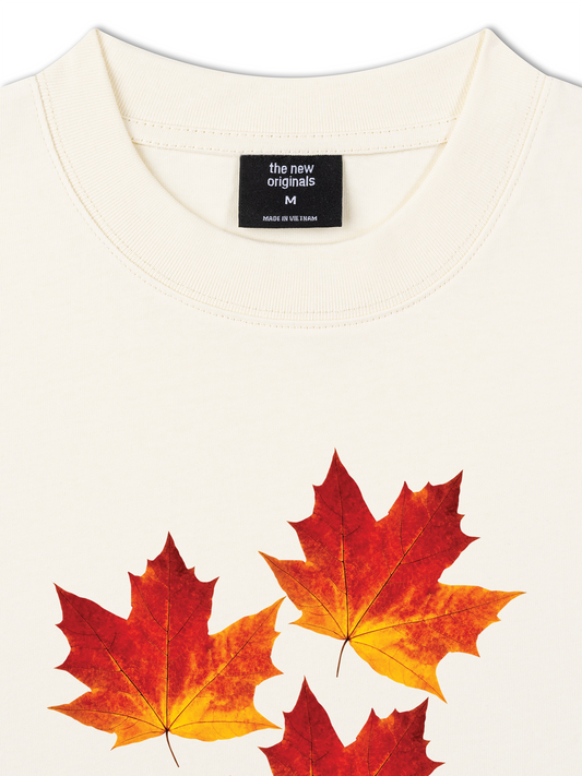 Áo Thun Relaxed Fit Autumn Vibes Play In The Leaves