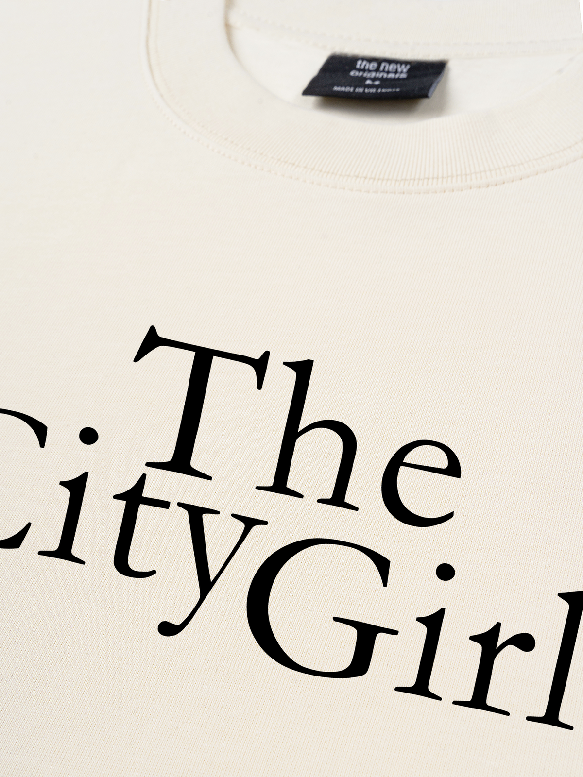 Áo Thun Relaxed Fit The City Girl
