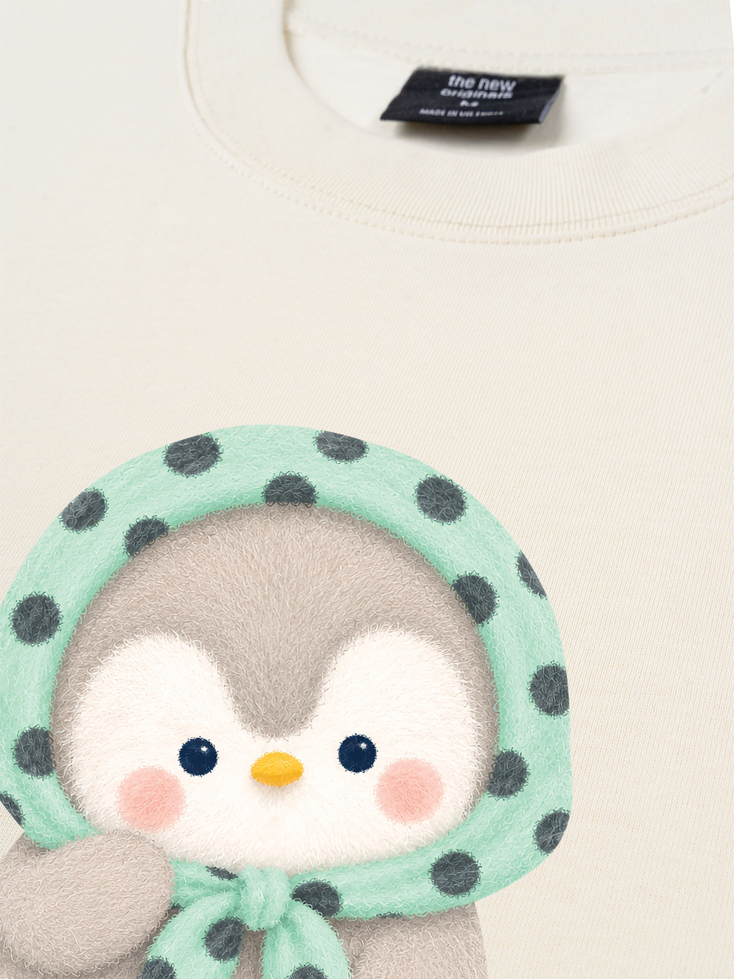Áo Thun Relaxed Fit Penguin Babe