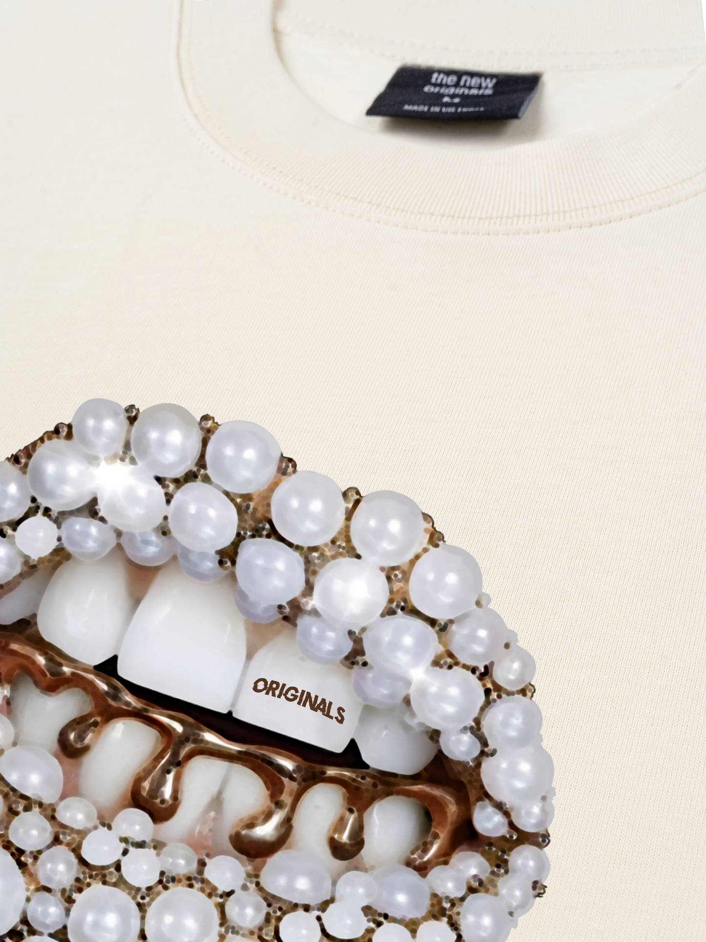 Áo Thun Relaxed Fit Art Pearl Lip Black