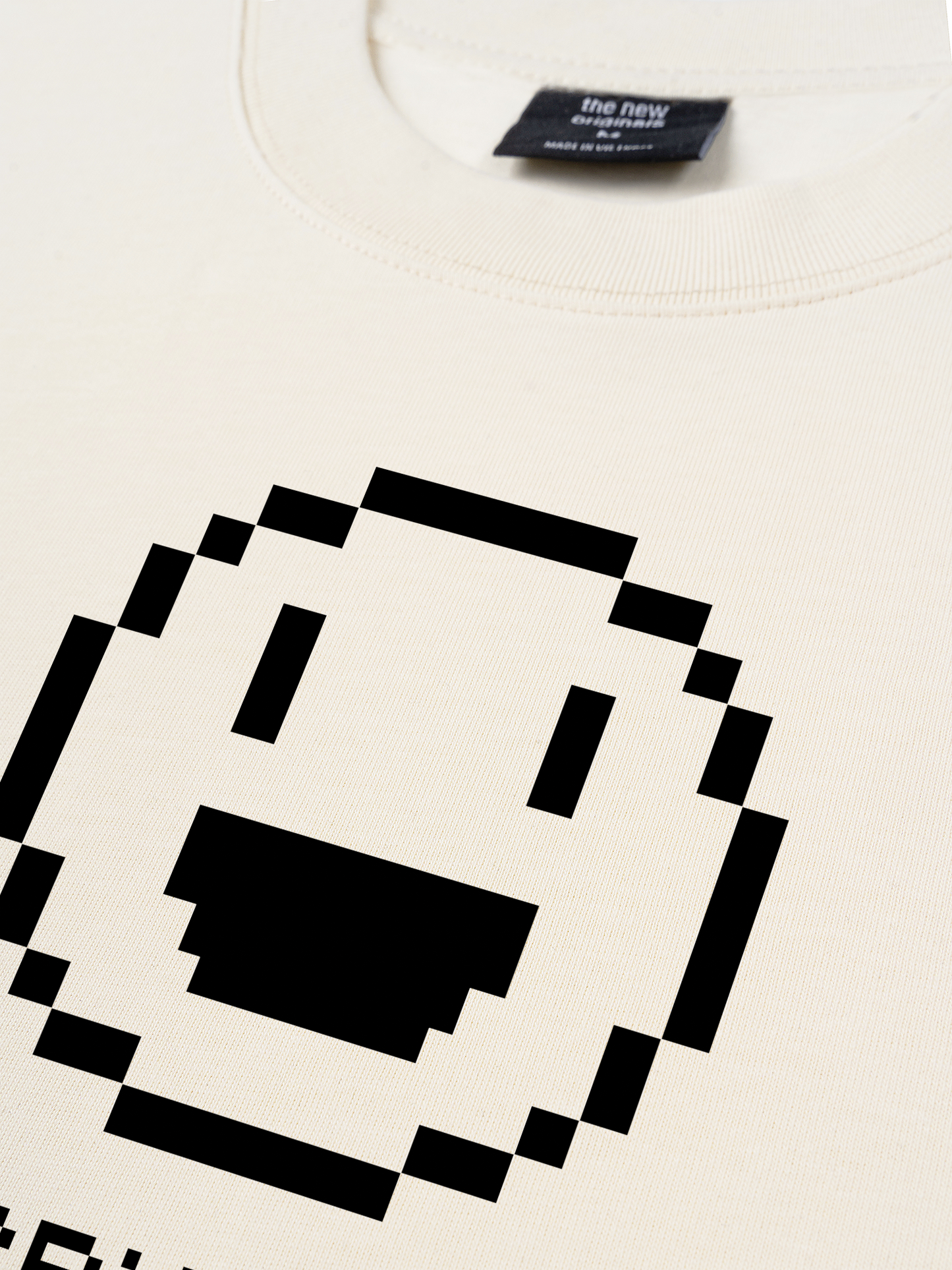 Áo Thun Relaxed Fit Pixel Universe Happy Mood