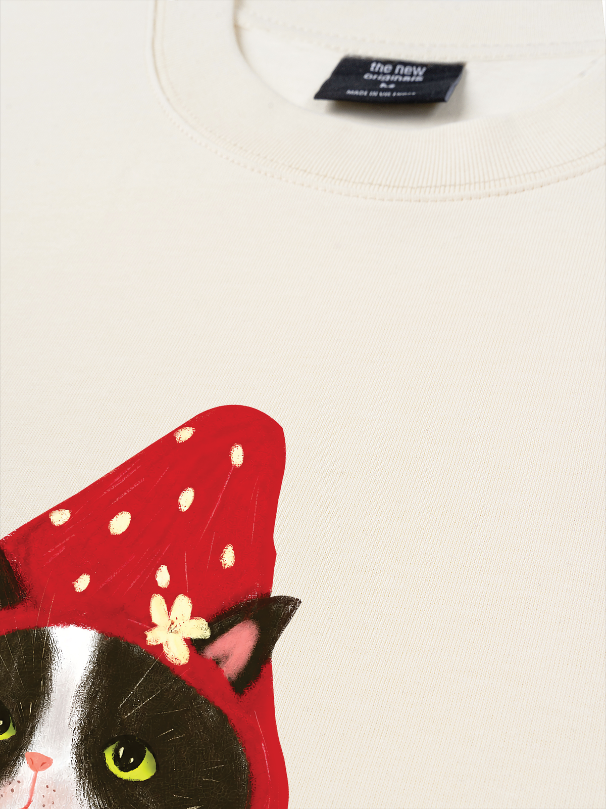 Áo Thun Relaxed Fit Strawberry Meow Kitten Day