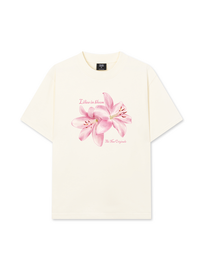 Áo Thun Relaxed Fit Lilies in Bloom