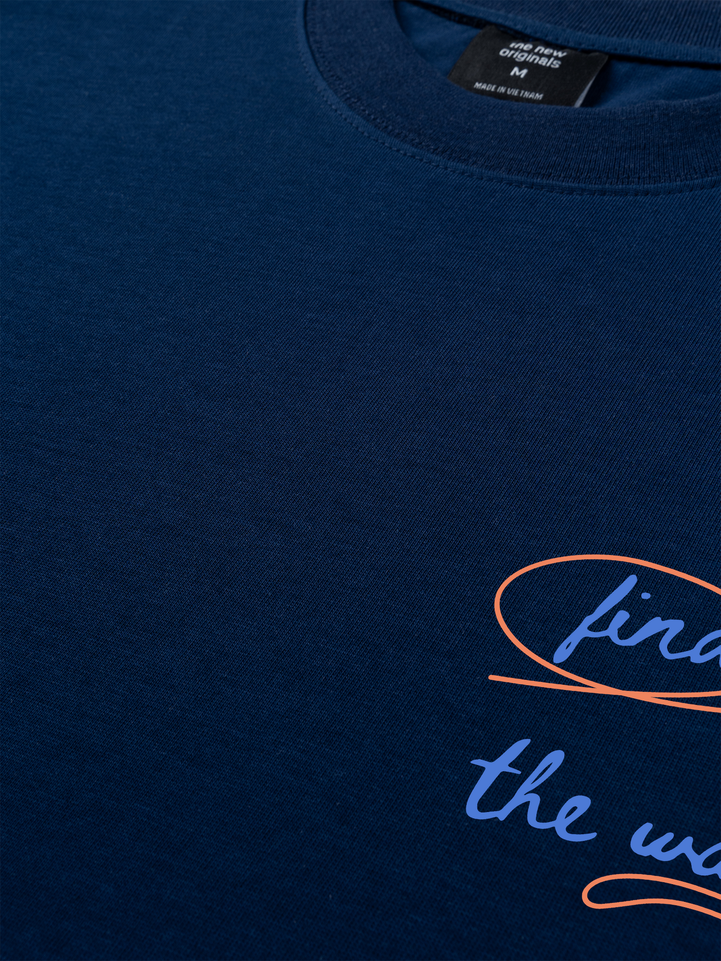 Áo Thun Relaxed Fit Find Me In The Waves