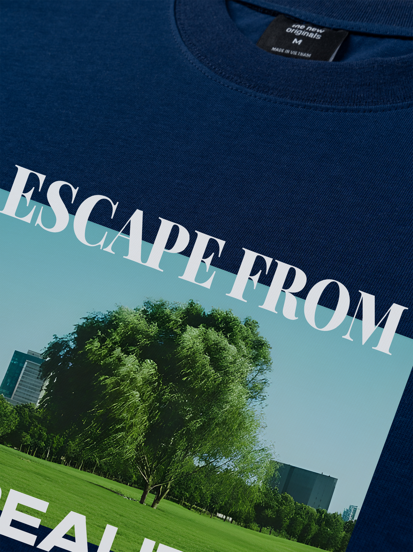 Áo Thun Relaxed Fit Iconic Escape From Reality