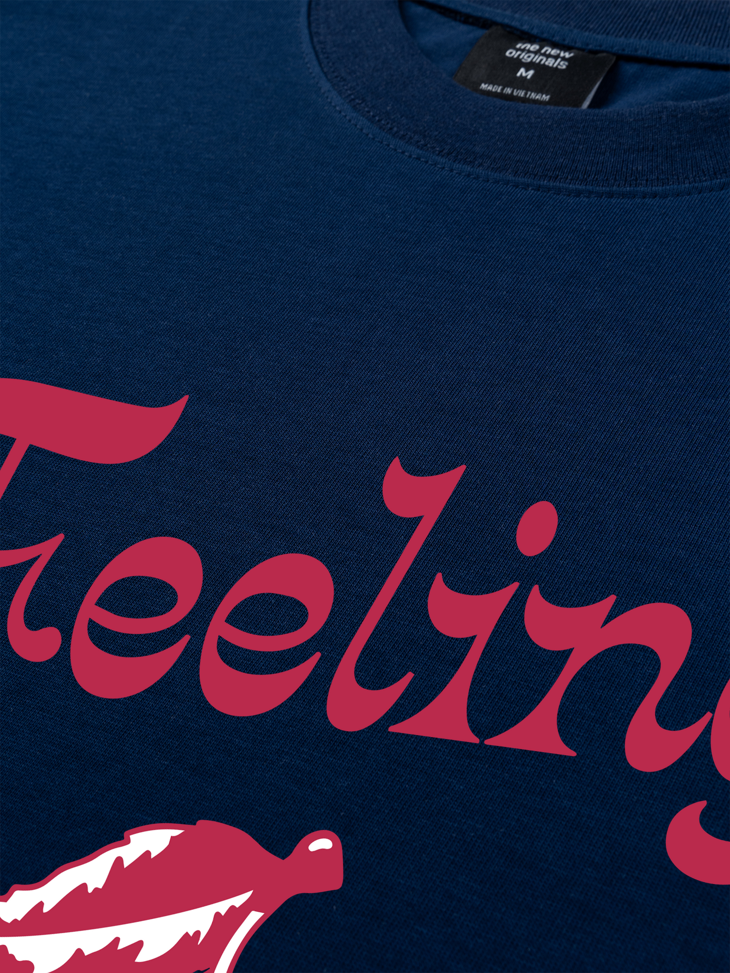 Áo Thun Relaxed Fit Cherry Luck 777